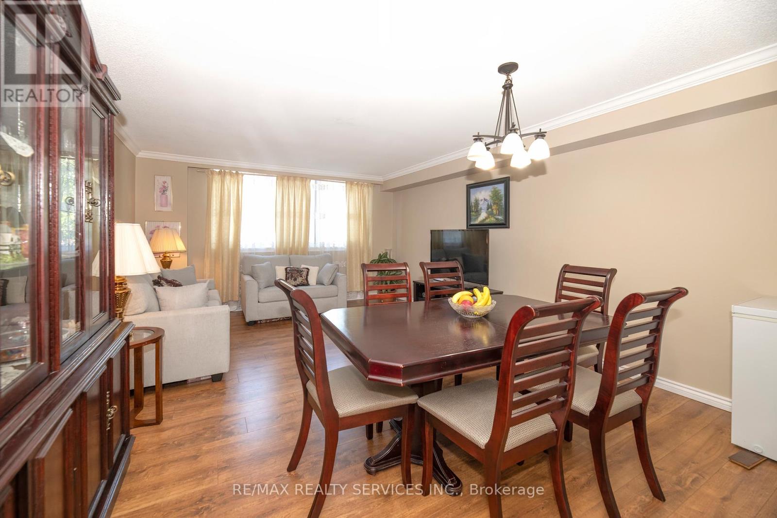208 - 1665 Victoria Park Avenue, Toronto, Ontario  M1R 5E5 - Photo 8 - E13247470