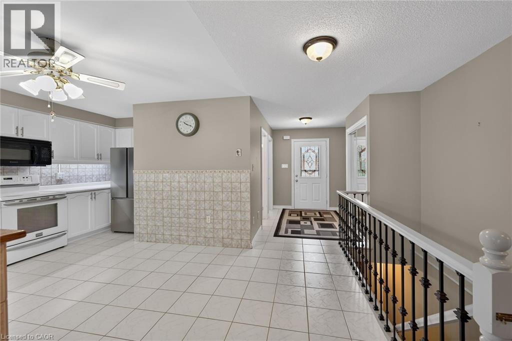 30 Braemar Avenue Unit# 34, Caledonia, Ontario  N3W 2M1 - Photo 11 - 40837016