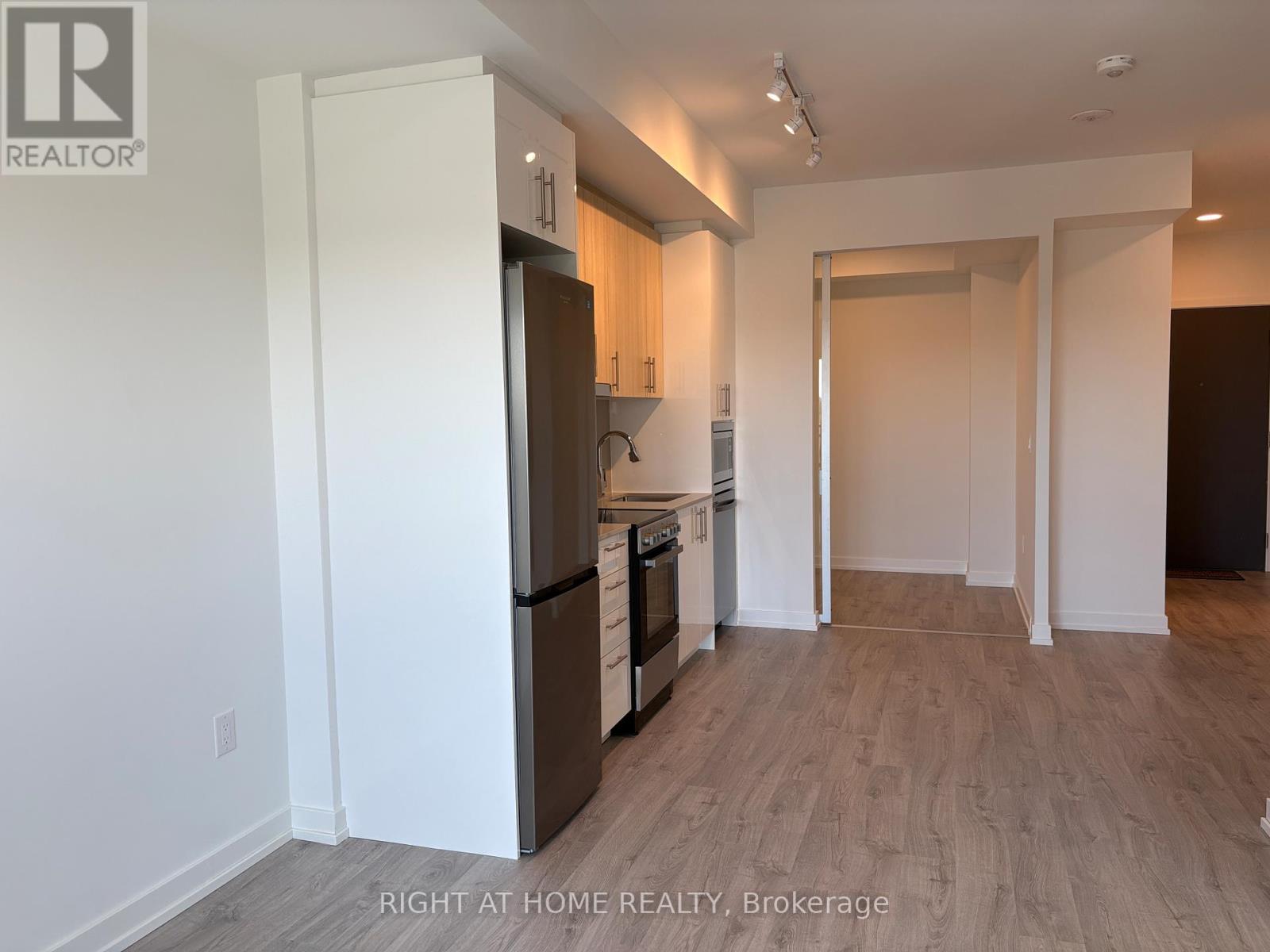 A-1011 - 9763 Markham Road, Markham, Ontario  L6E 0W4 - Photo 5 - N13247374