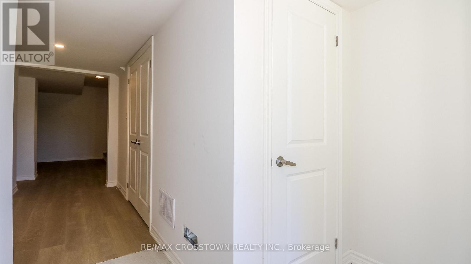 (28) - 1993 Matteer Court, Innisfil, Ontario  L9S 4T9 - Photo 4 - N13247394