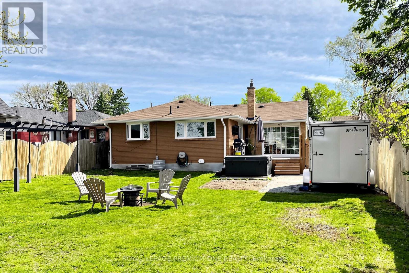 72 Thornton Avenue, Bradford West Gwillimbury (Bradford), Ontario  L3Z 1N4 - Photo 45 - N13247478