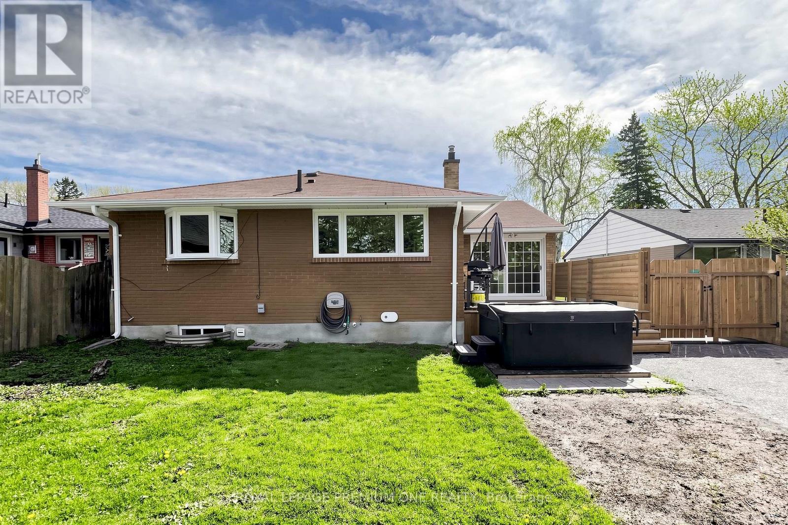 72 Thornton Avenue, Bradford West Gwillimbury (Bradford), Ontario  L3Z 1N4 - Photo 48 - N13247478