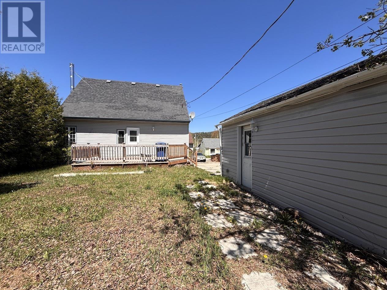 46 Neebig Ave, Manitouwadge, Ontario  P0T 2C0 - Photo 38 - TB2600090