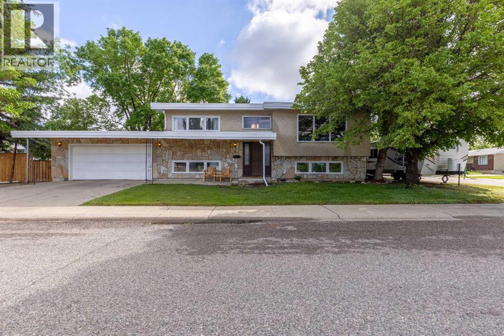 5 Larkspur Road N, Lethbridge, Alberta
