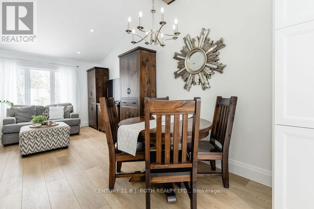 15 Sugarbush Road, Oro-Medonte (Sugarbush), Ontario  L0K 1E0 - Photo 12 - S13247454