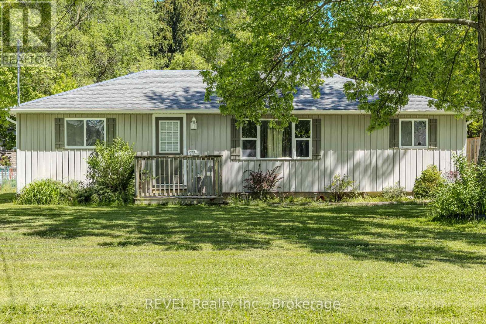 3314 Evadere Avenue E, Fort Erie, Ontario  L0S 1N0 - Photo 1 - X13247704