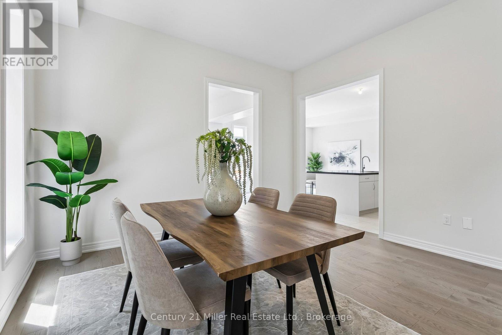 3266 Millicent Avenue, Oakville, Ontario  L6H 0V8 - Photo 7 - W13247926