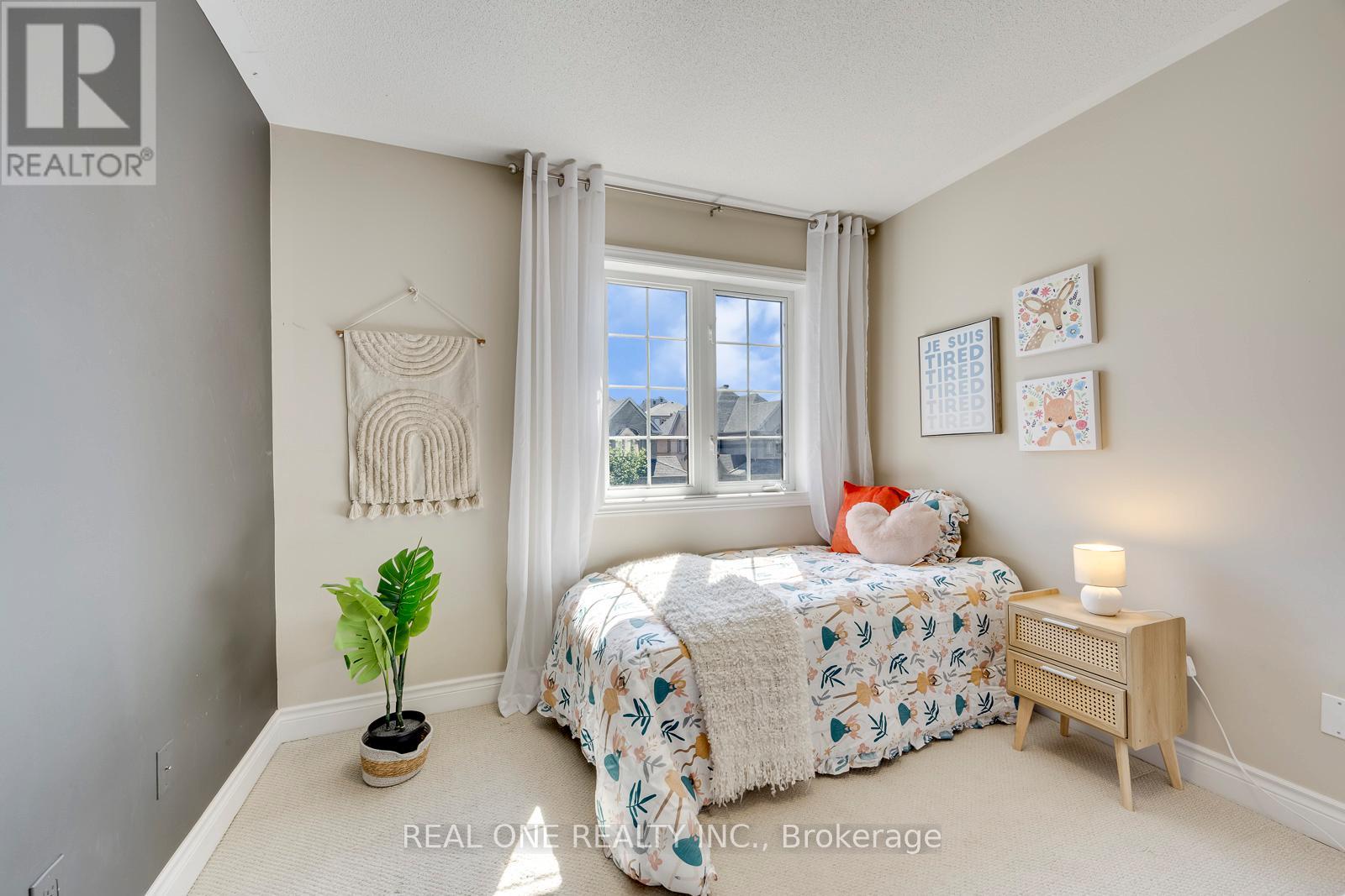 2379 Wasaga Drive, Oakville, Ontario  L6H 0B7 - Photo 34 - W13247268