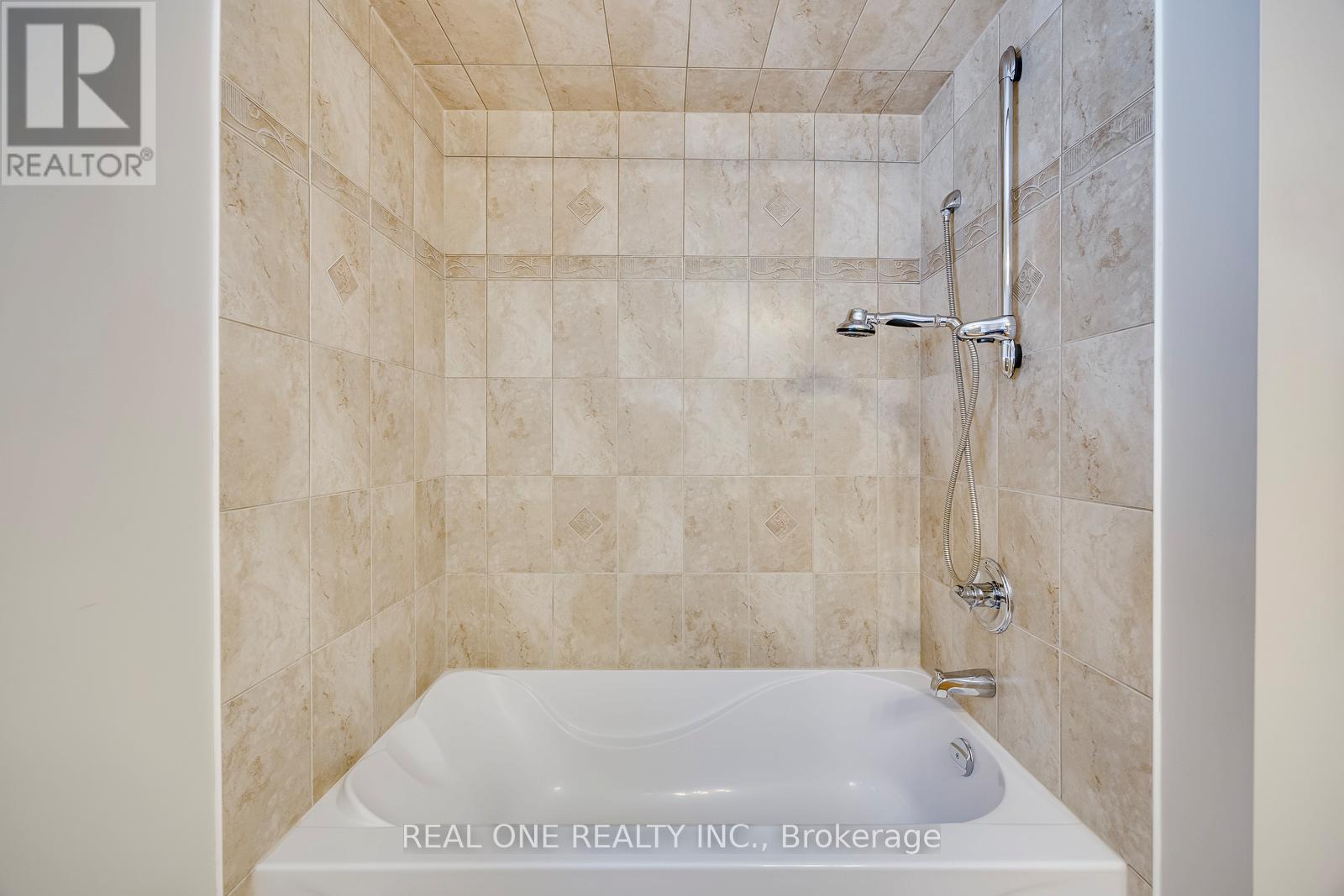 2379 Wasaga Drive, Oakville, Ontario  L6H 0B7 - Photo 38 - W13247268