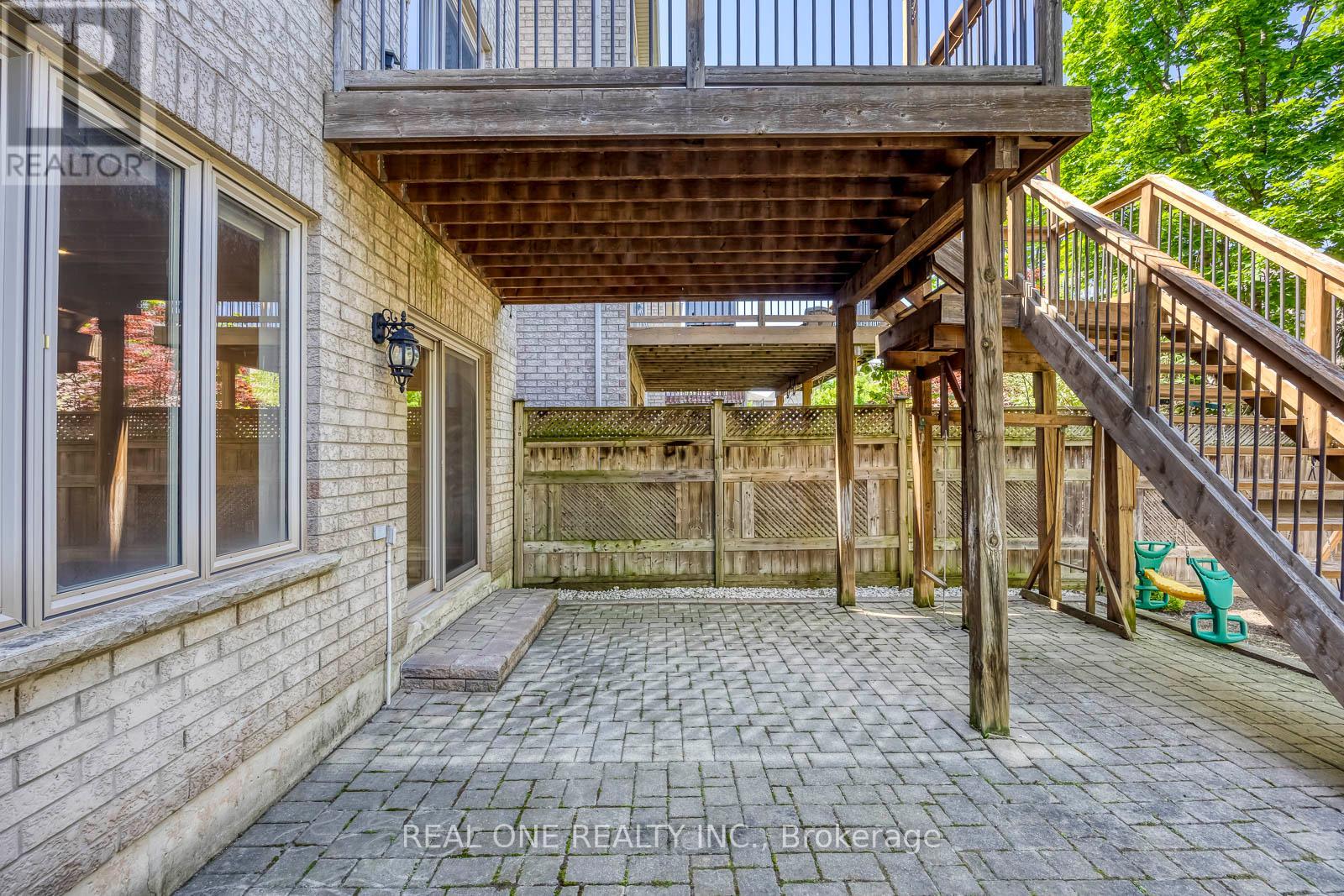 2379 Wasaga Drive, Oakville, Ontario  L6H 0B7 - Photo 46 - W13247268