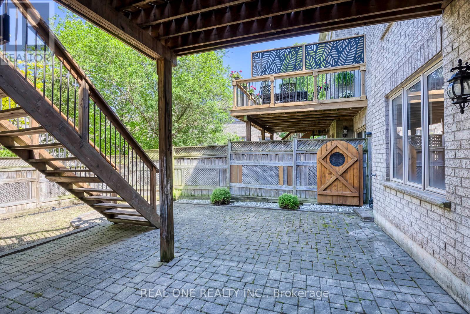 2379 Wasaga Drive, Oakville, Ontario  L6H 0B7 - Photo 47 - W13247268