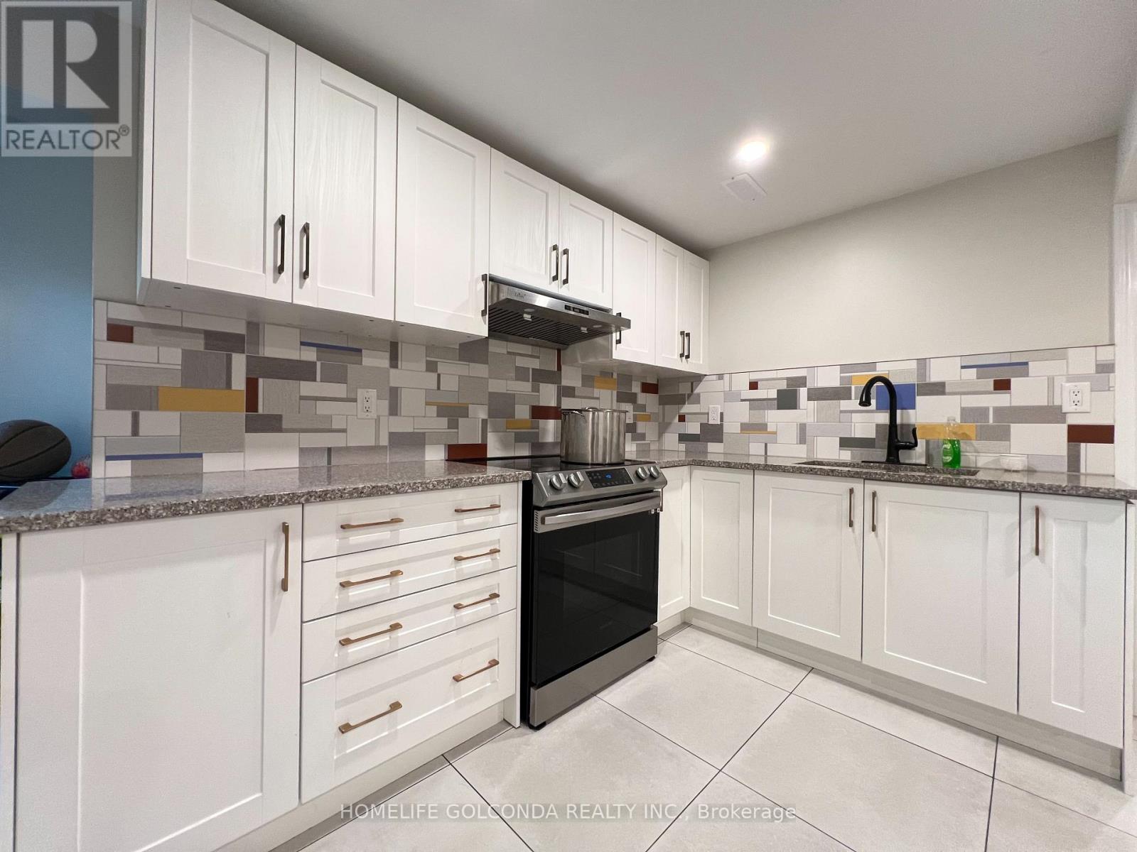 Basement - 5244 Creditview Road, Mississauga, Ontario  L5M 5N5 - Photo 2 - W13247360