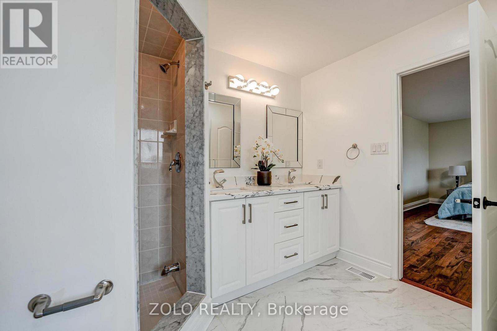 5458 Tasha Drive, Mississauga, Ontario  L5M 6N5 - Photo 28 - W13247466