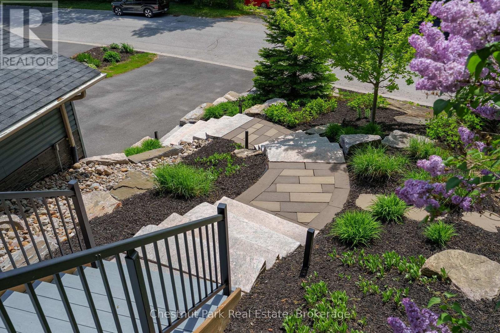 22 Morgan Heights Drive, Huntsville, Ontario  P1H 1B7 - Photo 3 - X13241246