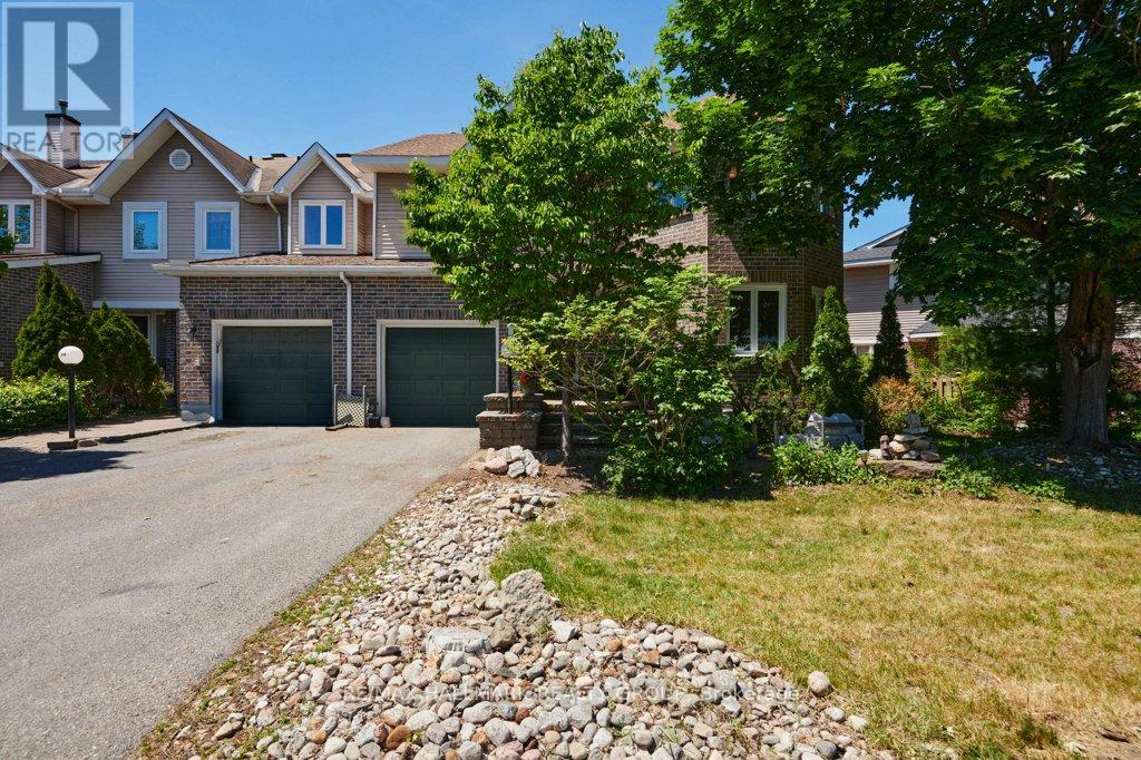22 Terrace Drive, Ottawa, Ontario  K2H 9N2 - Photo 2 - X13239382