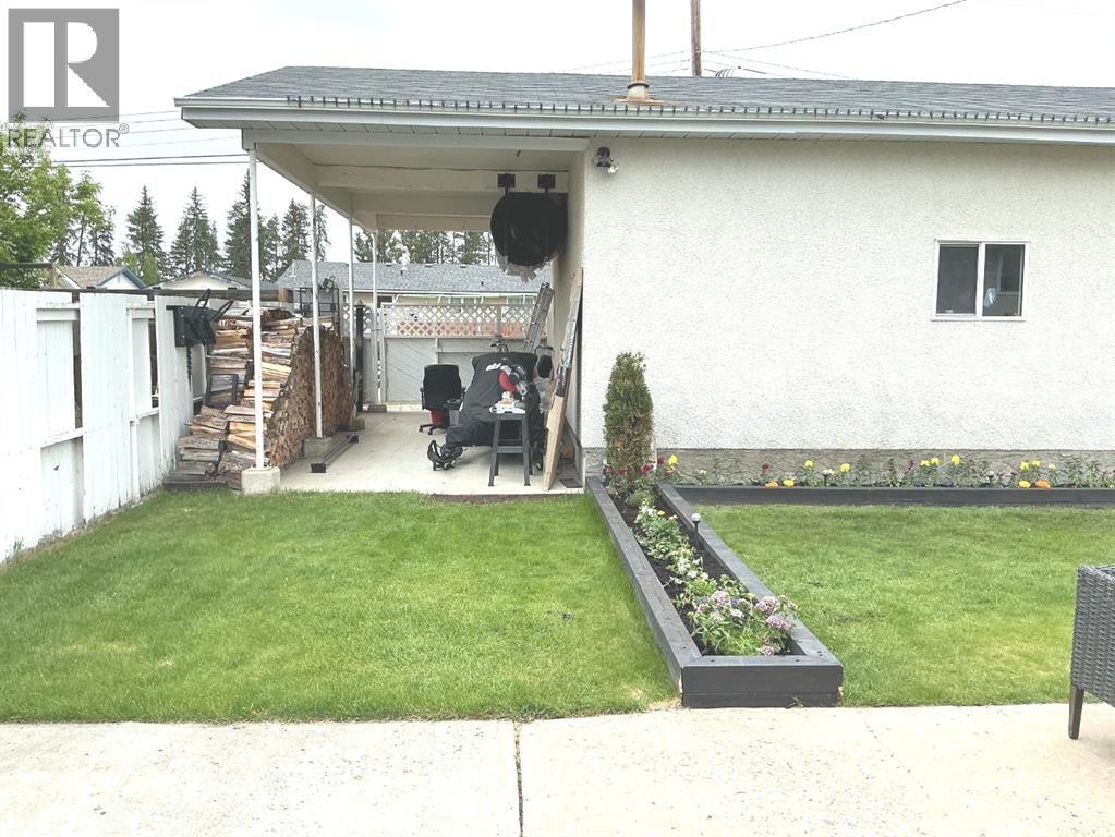 32 Beaver Drive, Whitecourt, Alberta  T7S 1G4 - Photo 19 - A2317674