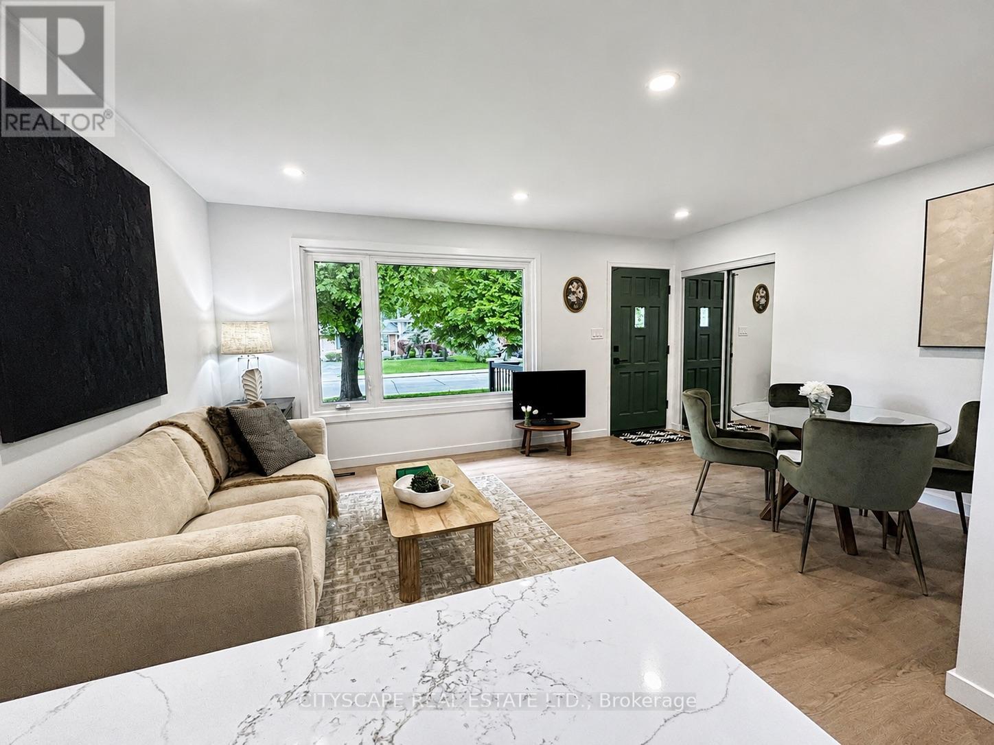 39 Carousel Avenue, Hamilton, Ontario  L9A 4L7 - Photo 6 - X13247426