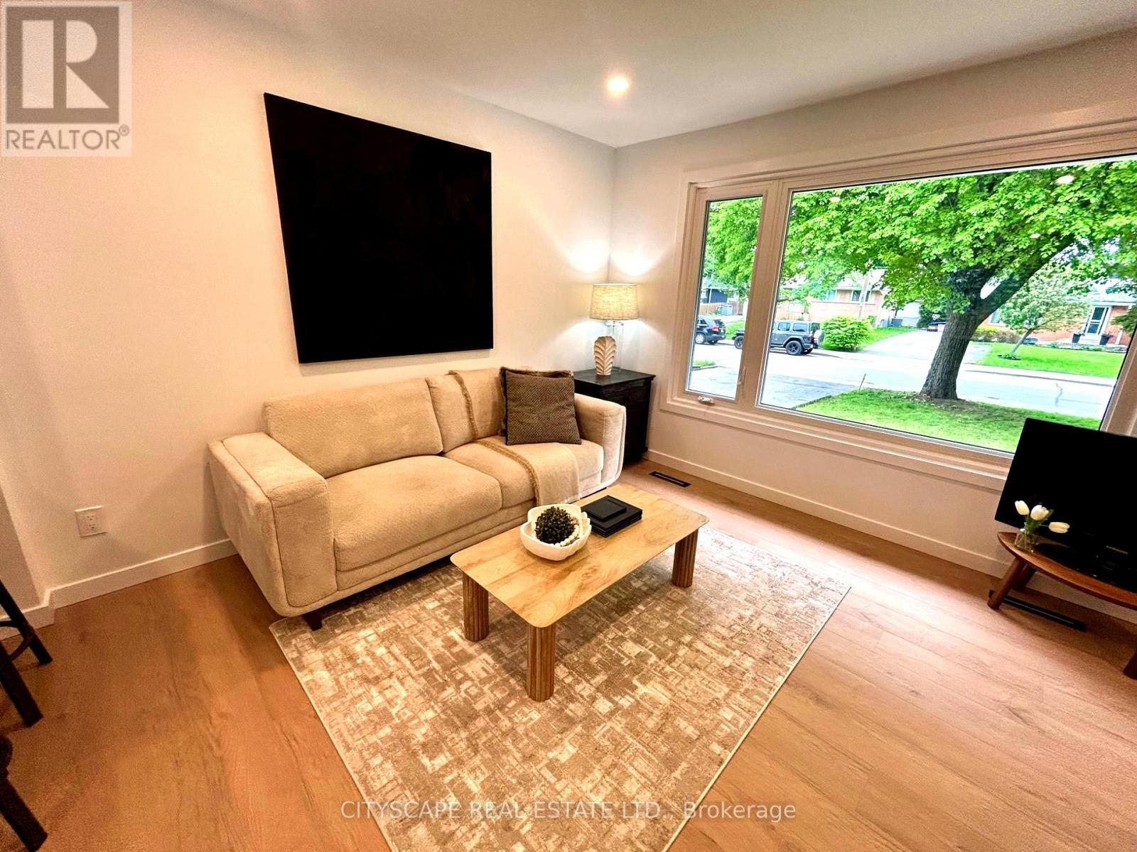 39 Carousel Avenue, Hamilton, Ontario  L9A 4L7 - Photo 7 - X13247426