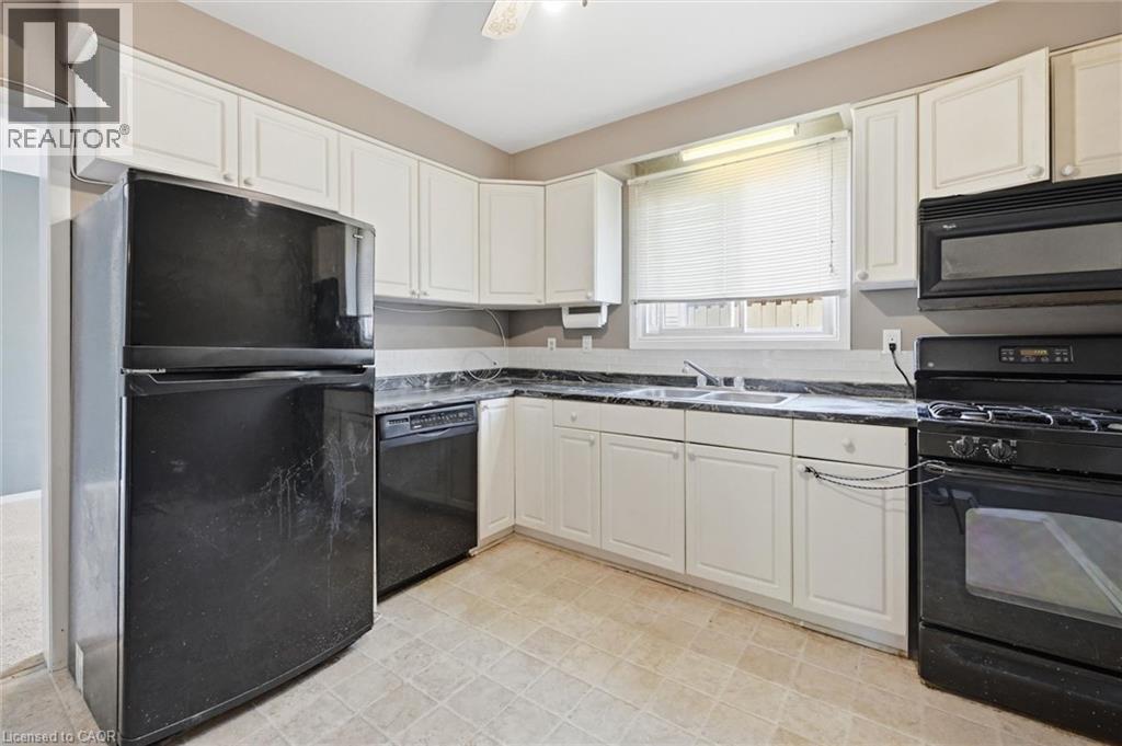 5475 Lakeshore Road Unit# 107, Burlington, Ontario  L7L 1E1 - Photo 14 - 40837056