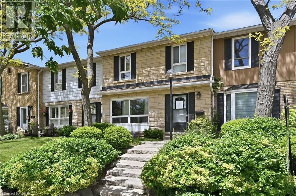 5475 Lakeshore Road Unit# 107, Burlington, Ontario  L7L 1E1 - Photo 2 - 40837056