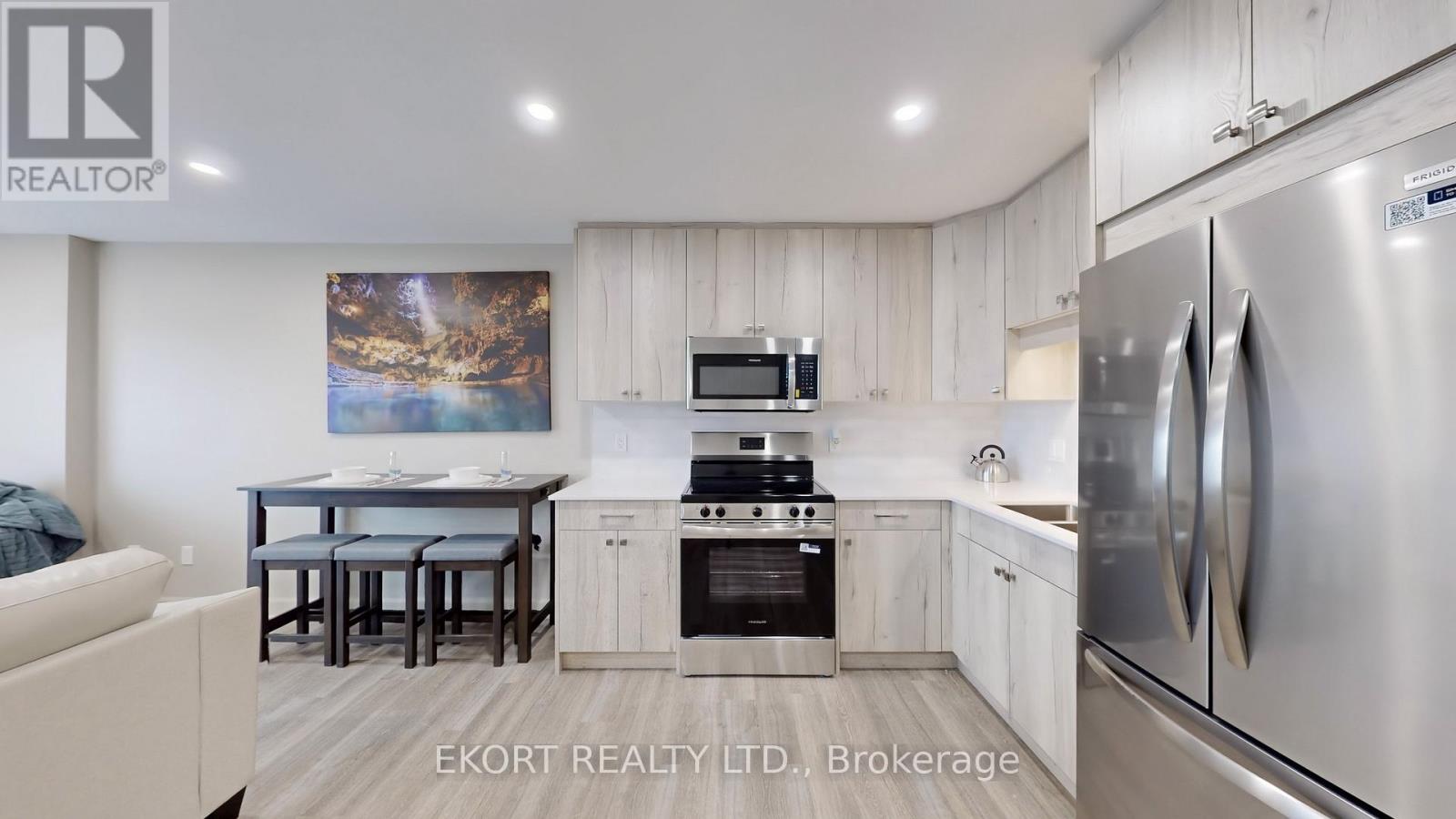 201 - 156a Wims Way, Belleville, Ontario  K8N 0H9 - Photo 2 - X13247534