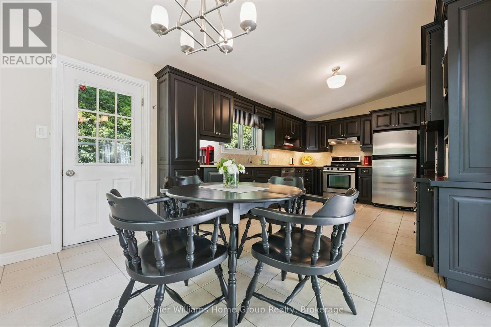 2166 Corsair Road, Mississauga, Ontario  L5A 2L8 - Photo 17 - W13247776