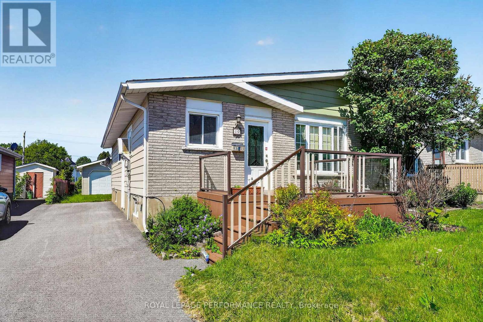 10 Valecrest Drive, Cornwall, Ontario  K6H 6E1 - Photo 1 - X13247620