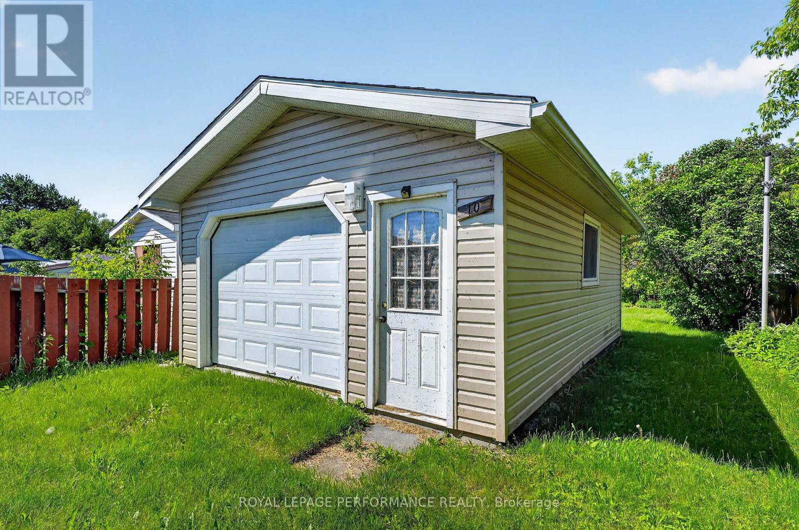10 Valecrest Drive, Cornwall, Ontario  K6H 6E1 - Photo 4 - X13247620