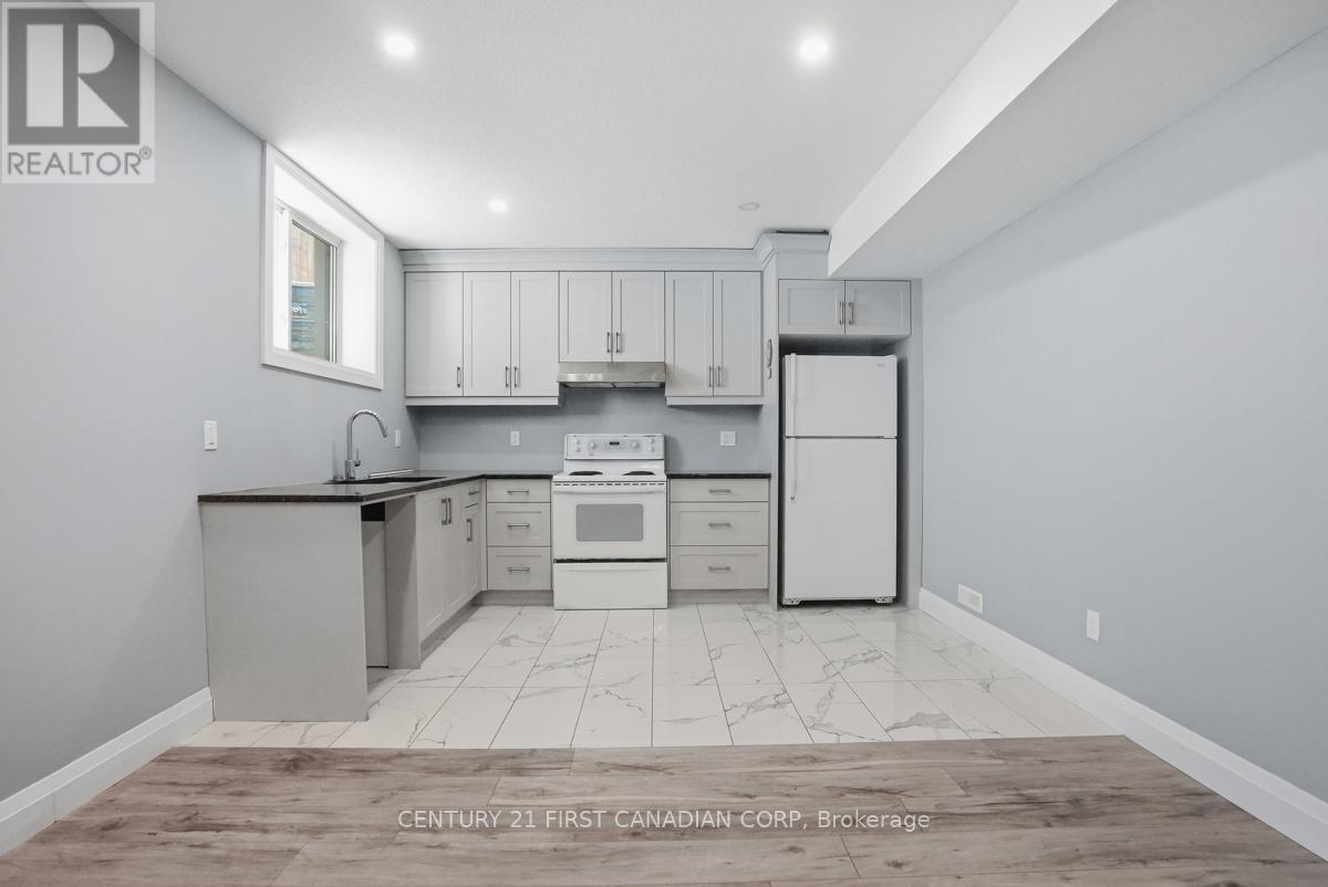 2775 Oriole Drive, London South, Ontario  N6M 0G9 - Photo 33 - X13247640