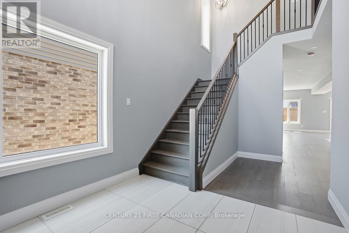 2775 Oriole Drive, London South, Ontario  N6M 0G9 - Photo 6 - X13247640