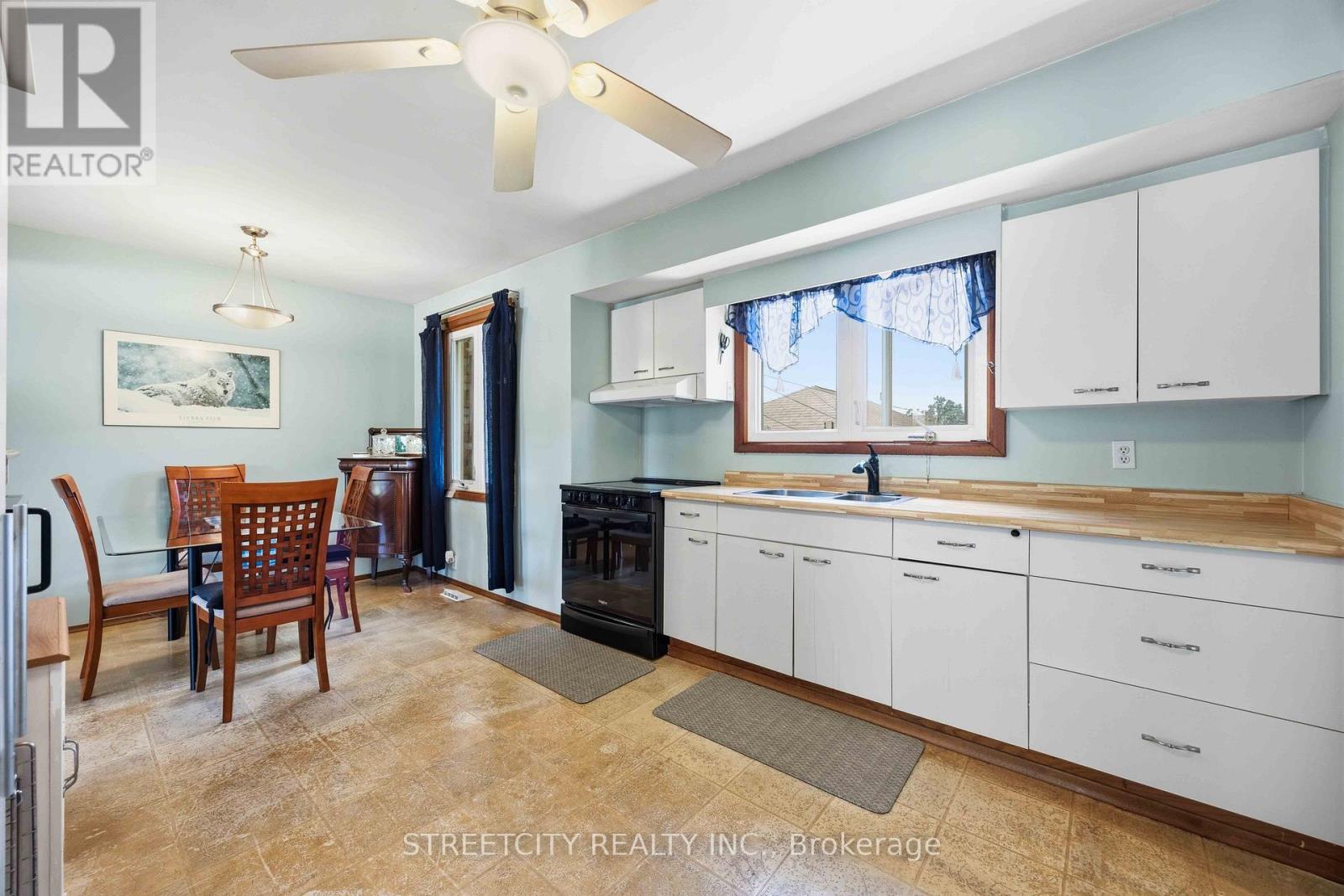 893 Hollands Avenue, Sarnia, Ontario  N7S 3B9 - Photo 19 - X13247846
