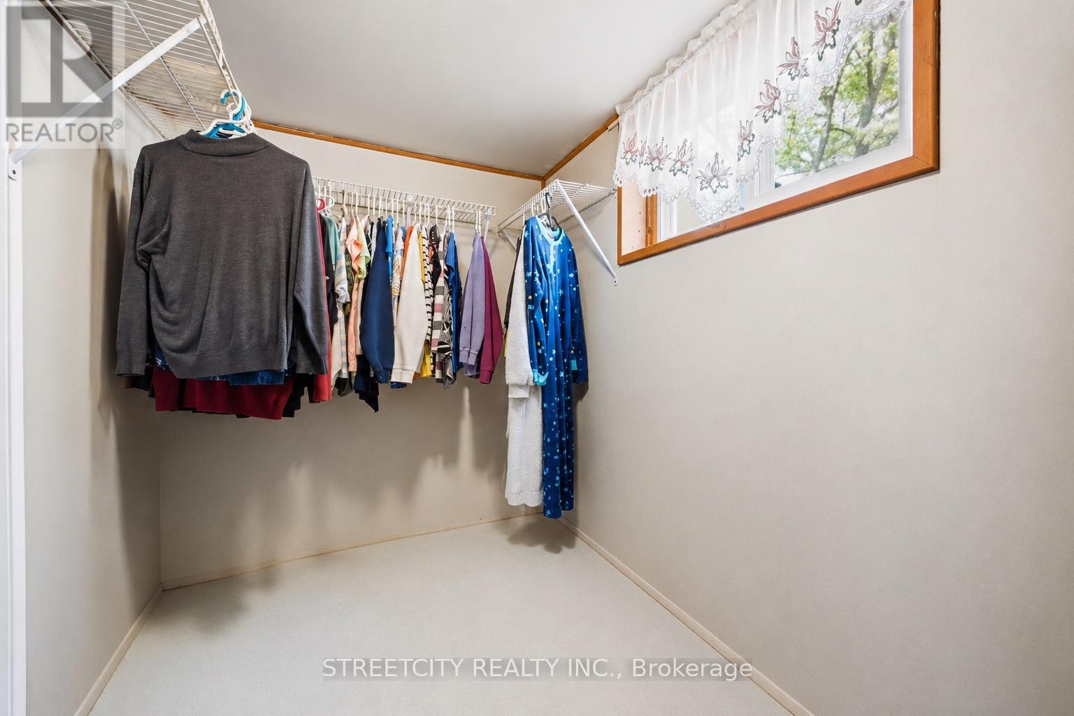 893 Hollands Avenue, Sarnia, Ontario  N7S 3B9 - Photo 30 - X13247846