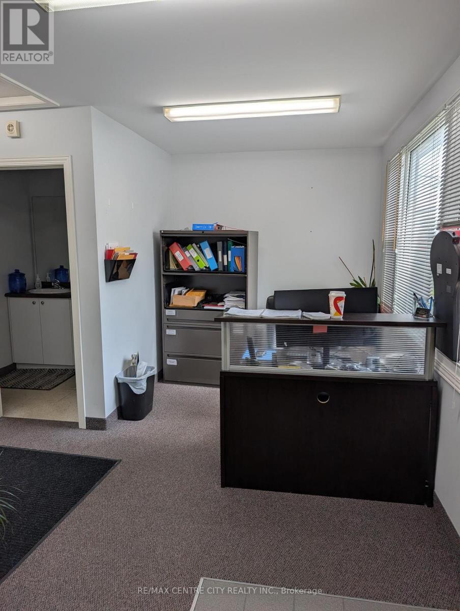 909 Adelaide Street N, London East, Ontario  N5Y 2M6 - Photo 4 - X13247980