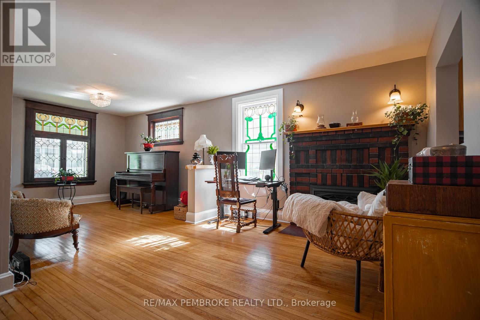 259 Isabella Street, Pembroke, Ontario  K8A 5T1 - Photo 11 - X13247890