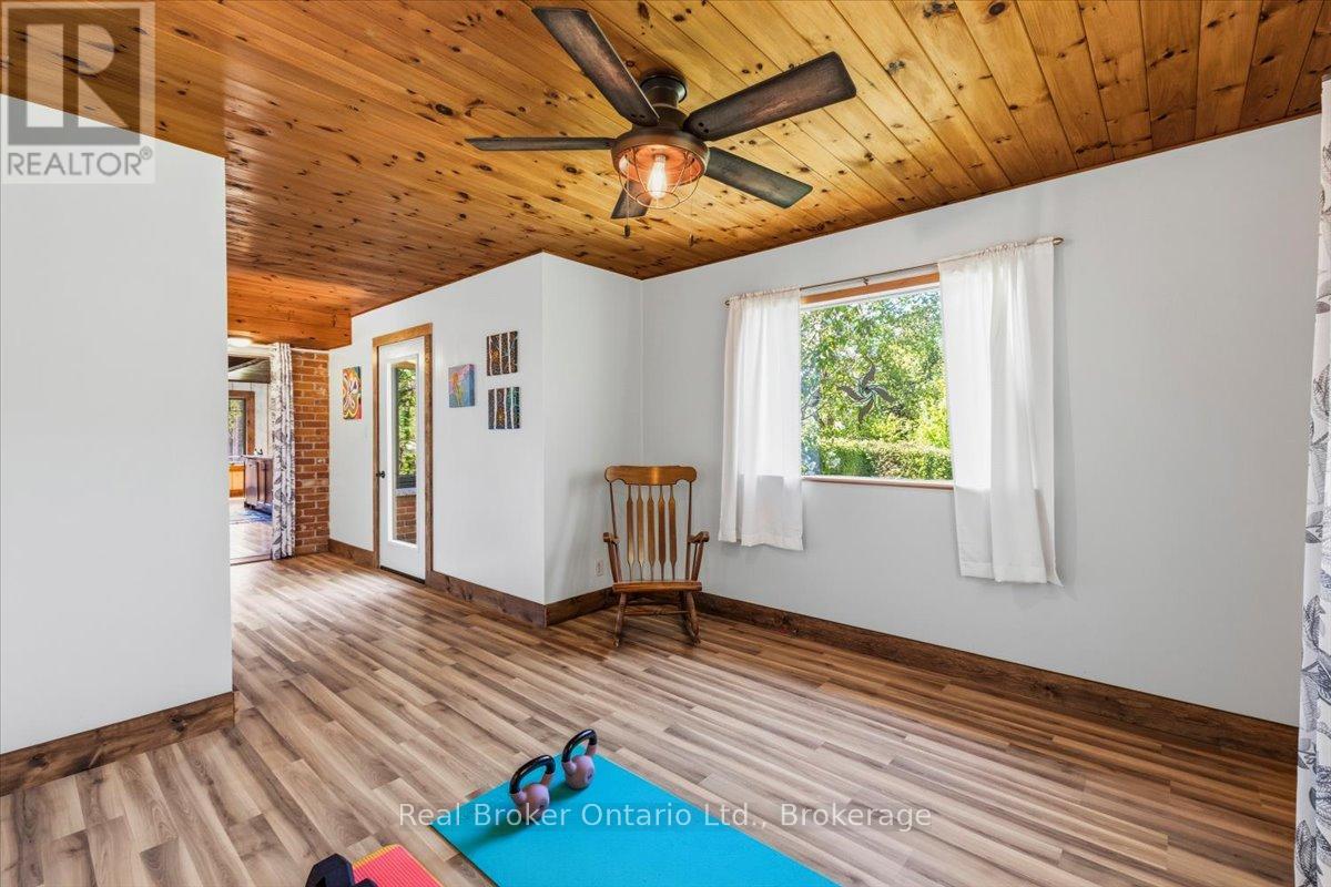 401479 Grey Road 4, West Grey, Ontario  N4N 3B8 - Photo 17 - X13247502