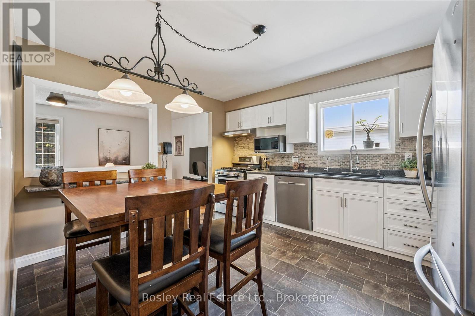 23 Memory Lane, Cambridge, Ontario  N3C 3X7 - Photo 10 - X13247522