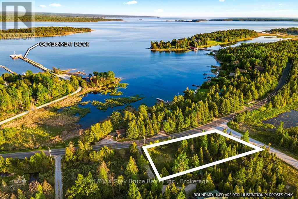 Unit 39 Tamarac Road, Northern Bruce Peninsula, Ontario  N0H 2M0 - Photo 1 - X13247826