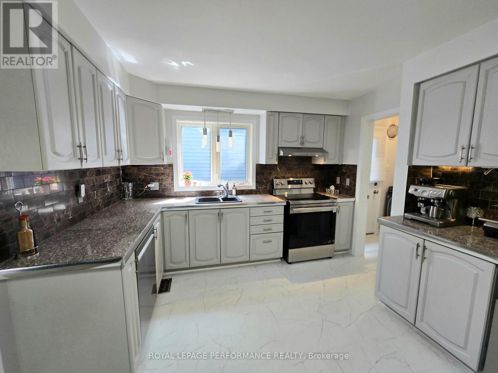 61 Hawley Crescent, Ottawa, Ontario  K2M 1T4 - Photo 10 - X13247836