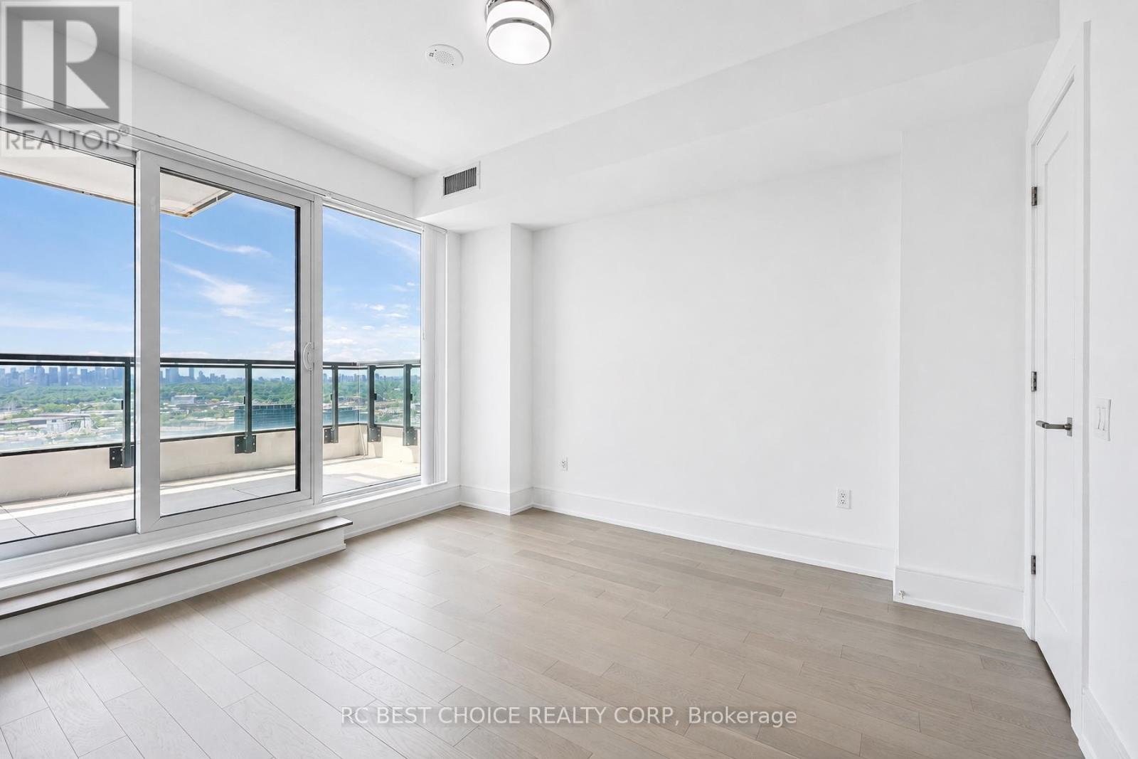 3309 - 30 Inn On The Park Drive, Toronto, Ontario  M3C 0P8 - Photo 32 - C13243580