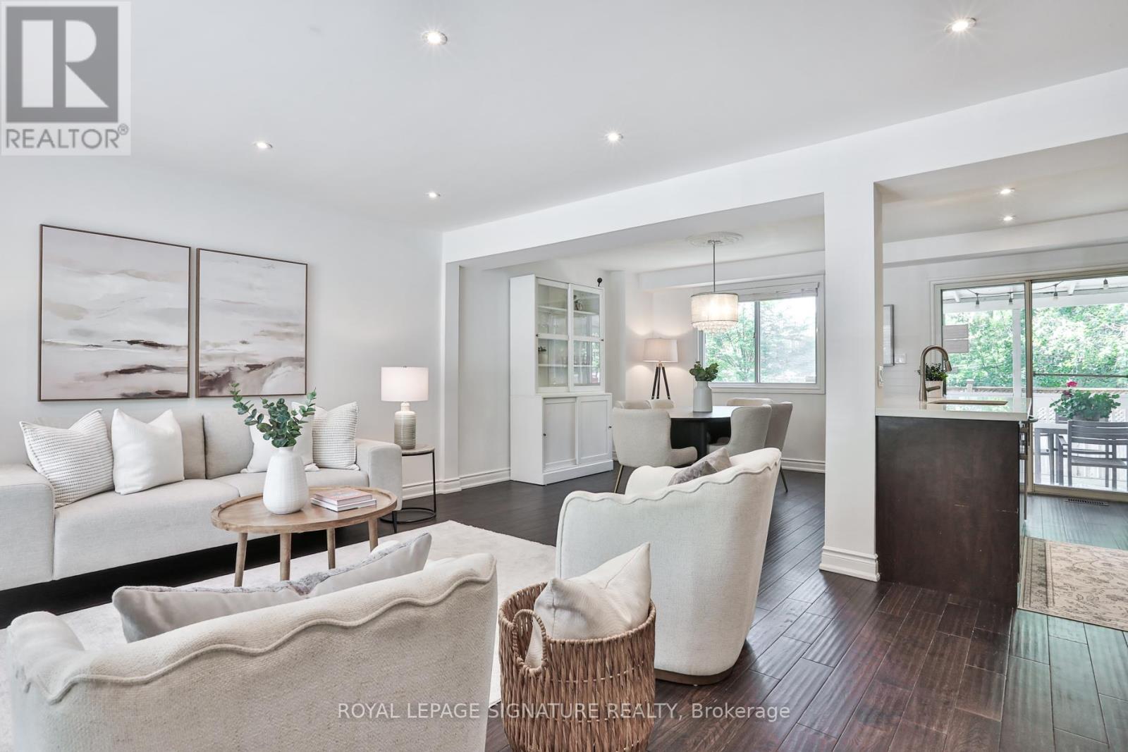280 Gowan Avenue, Toronto, Ontario  M4J 2K6 - Photo 6 - E13242586