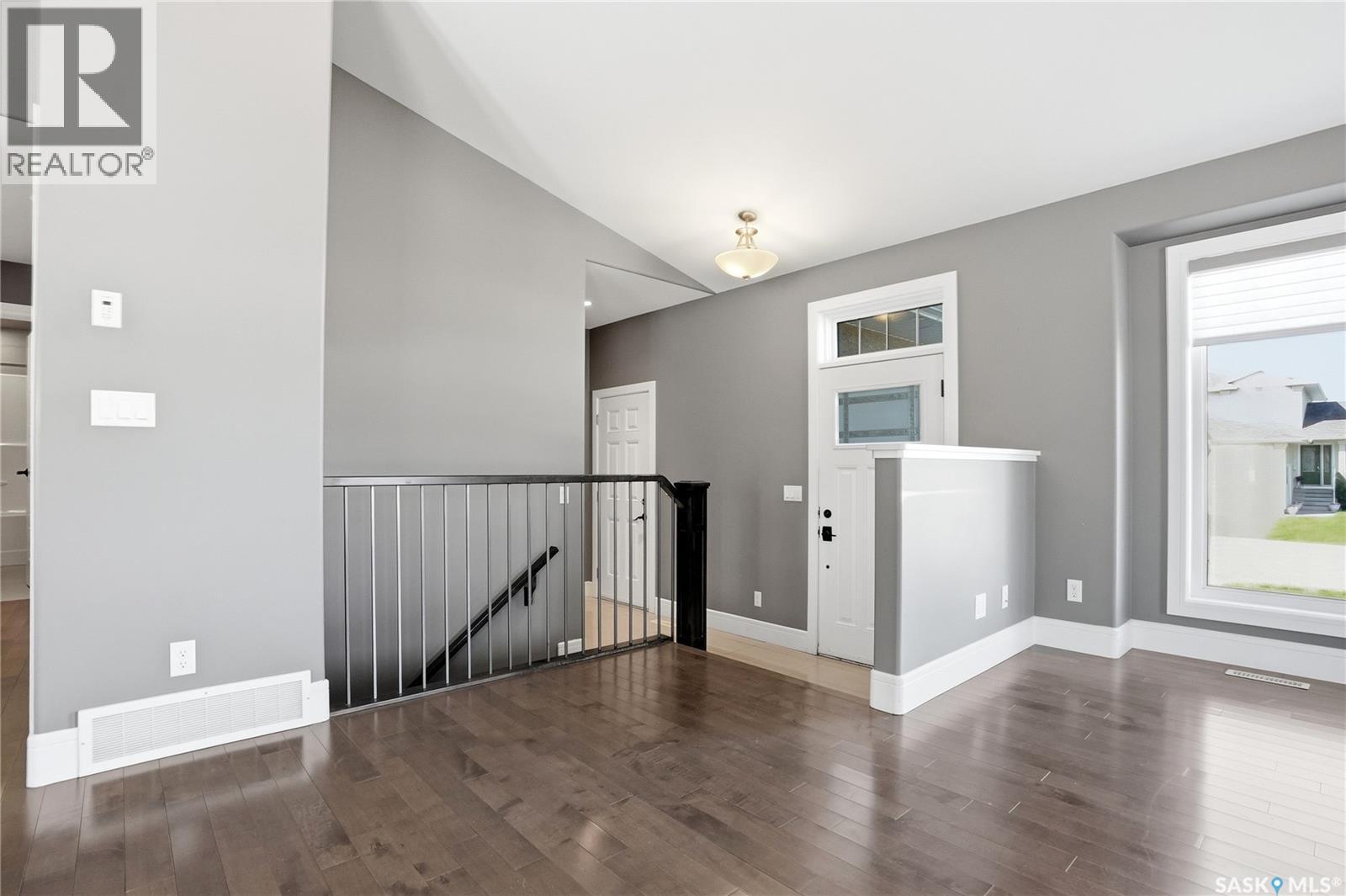 326 Horlick Crescent, Saskatoon, Saskatchewan  S7N 4R5 - Photo 4 - SK038421