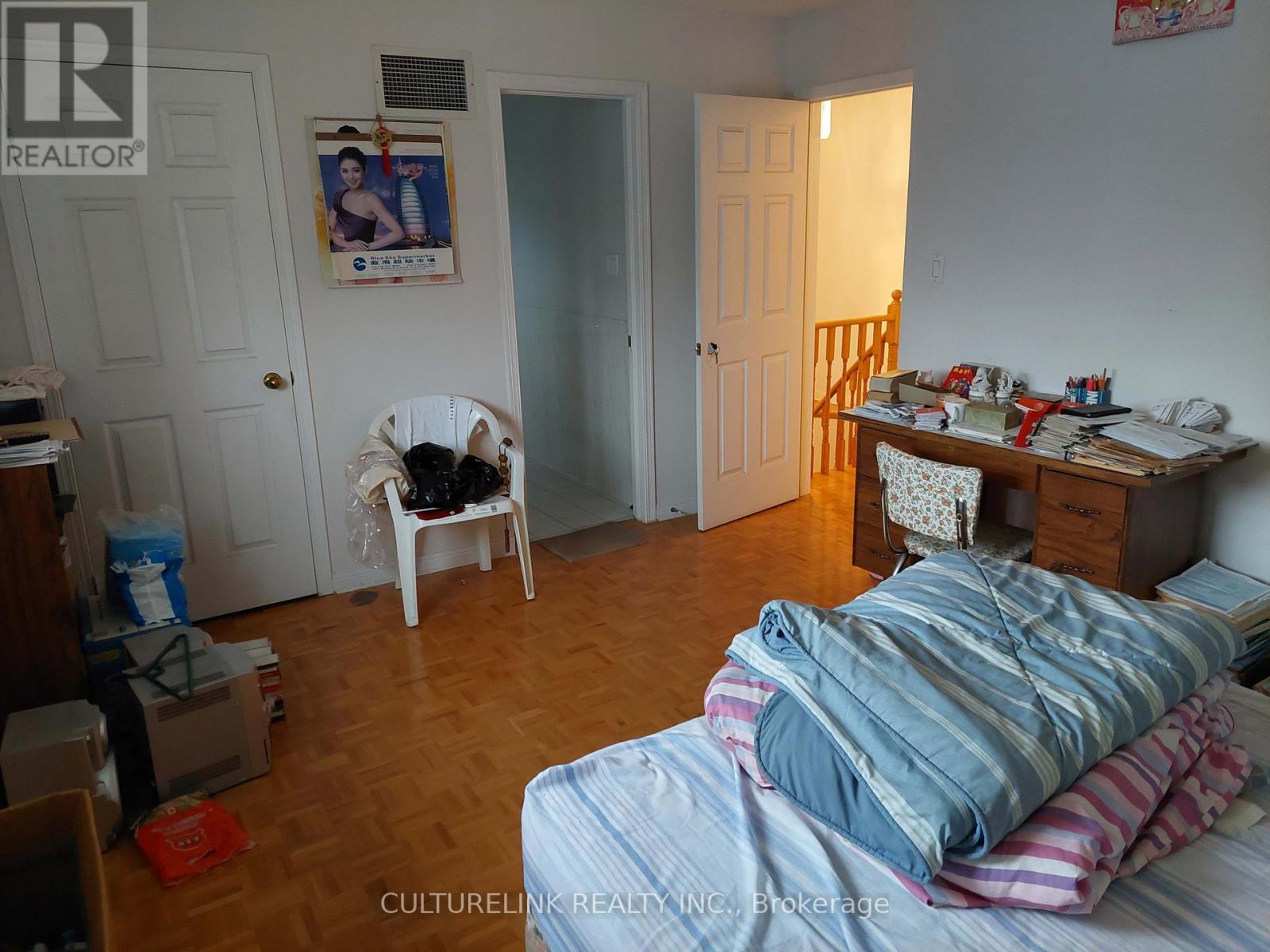 29 Goldwin Avenue, Toronto, Ontario  M6M 2C3 - Photo 13 - W13246906