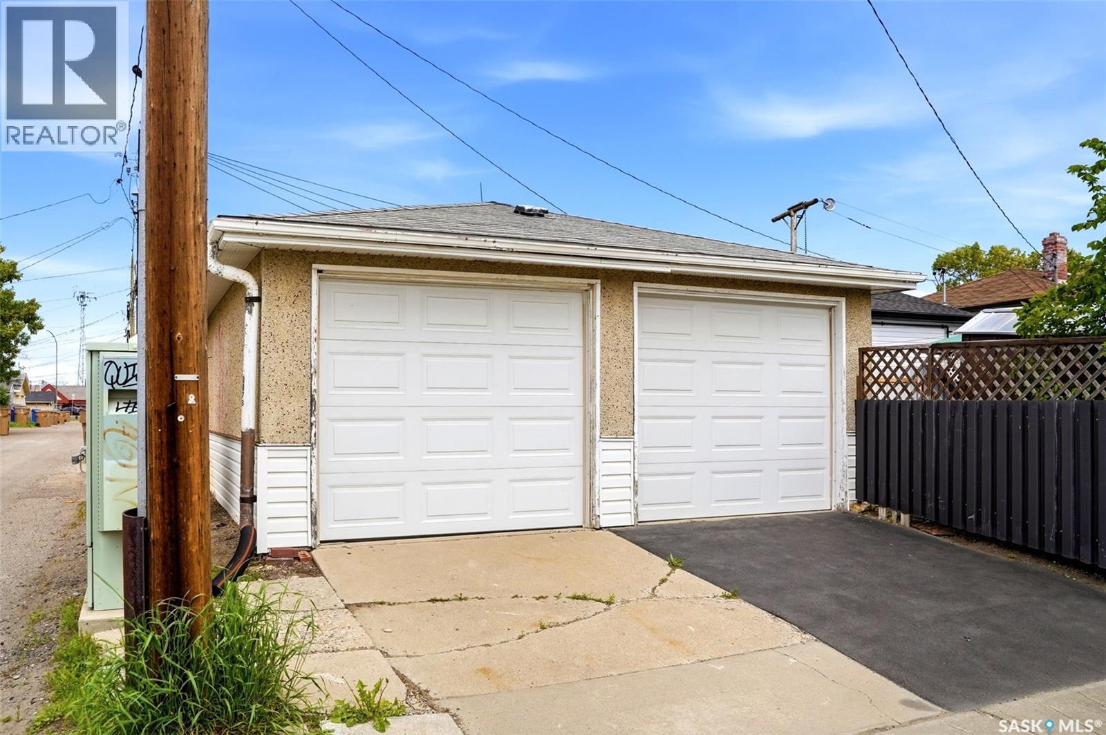 2078 Mcara Street, Regina, Saskatchewan  S4N 2V6 - Photo 40 - SK038076