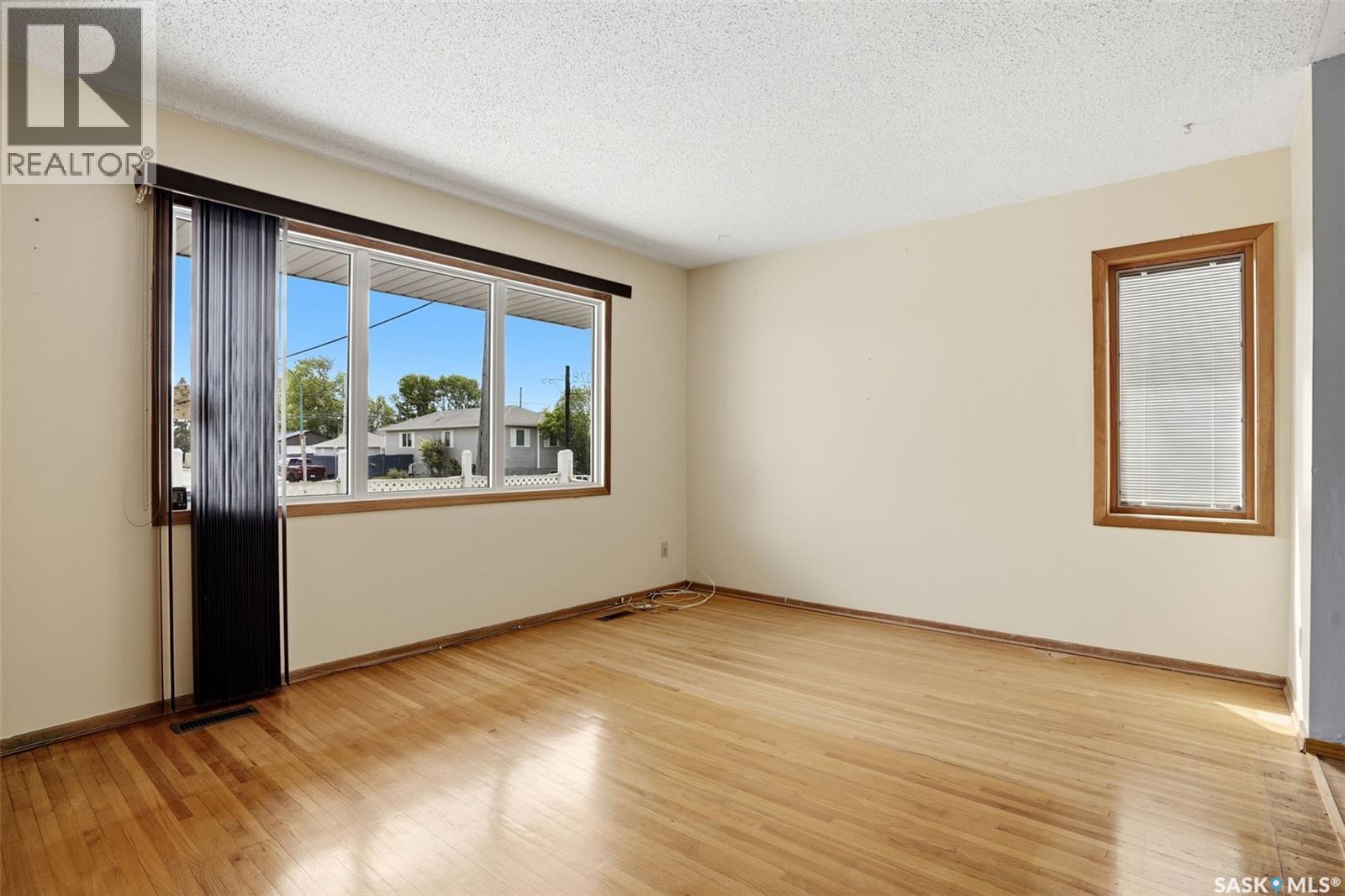 2078 Mcara Street, Regina, Saskatchewan  S4N 2V6 - Photo 5 - SK038076