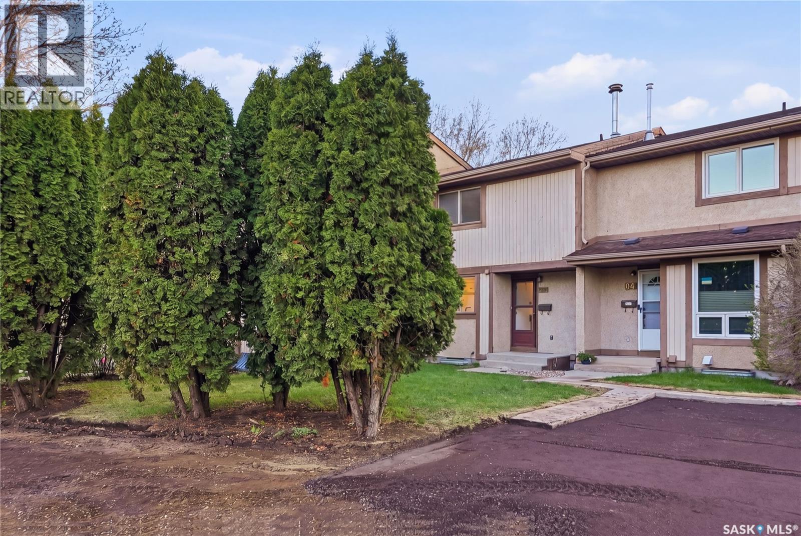 93 1128 Mckercher Drive, Saskatoon, Saskatchewan  S7H 4Y7 - Photo 2 - SK038054