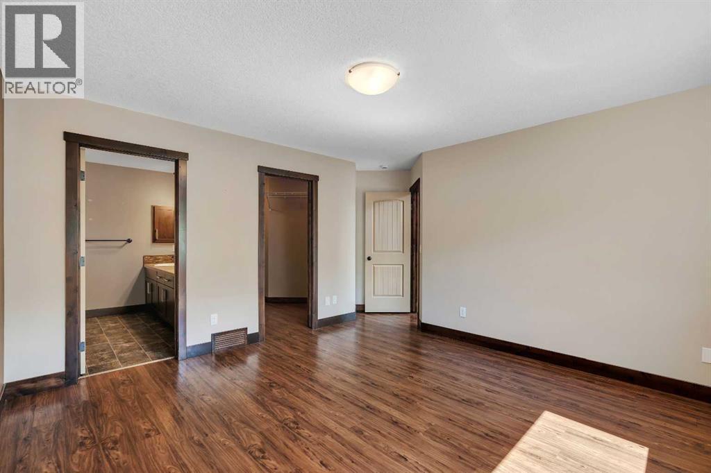 289 Riverwood Crescent, Diamond Valley, Alberta  T0L 0H0 - Photo 16 - A2316640