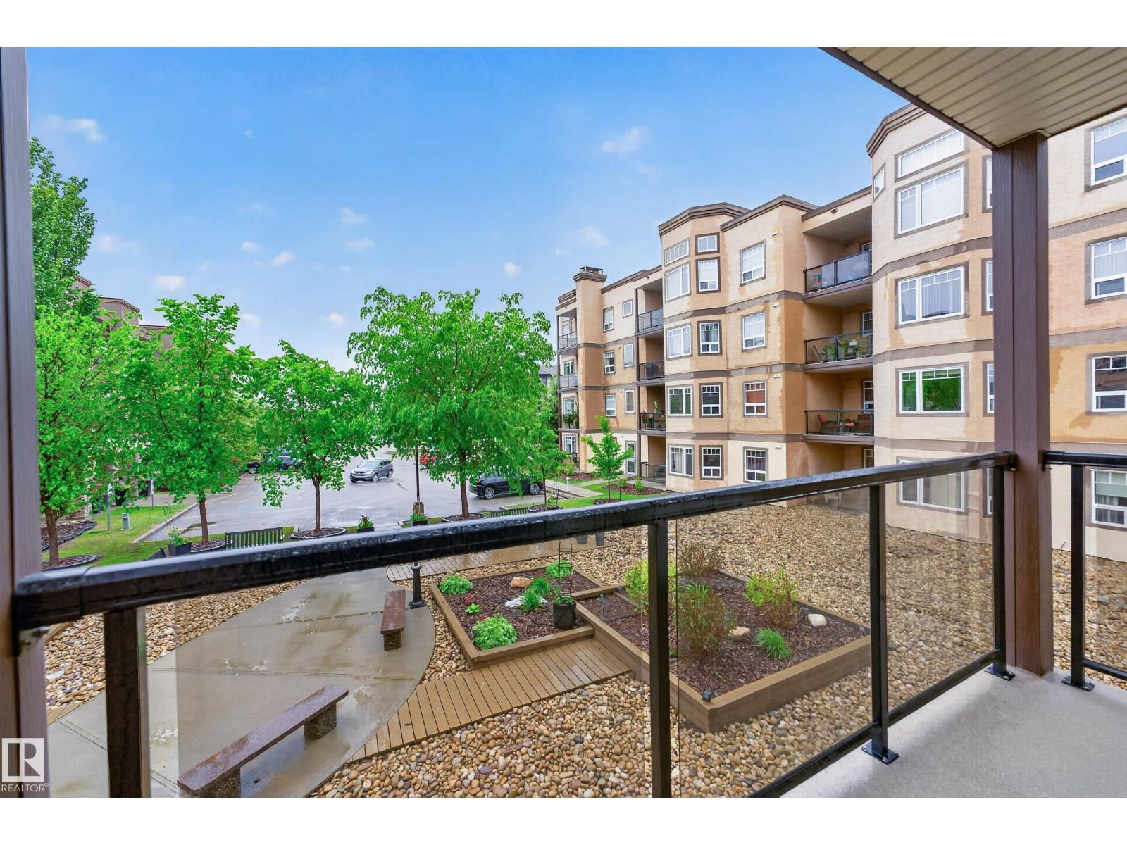 #207 2045 GRANTHAM CO NW, Edmonton, Alberta
