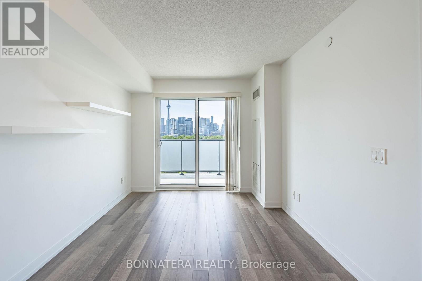 701 - 181 Huron Street, Toronto, Ontario  M5T 2B6 - Photo 12 - C13247496
