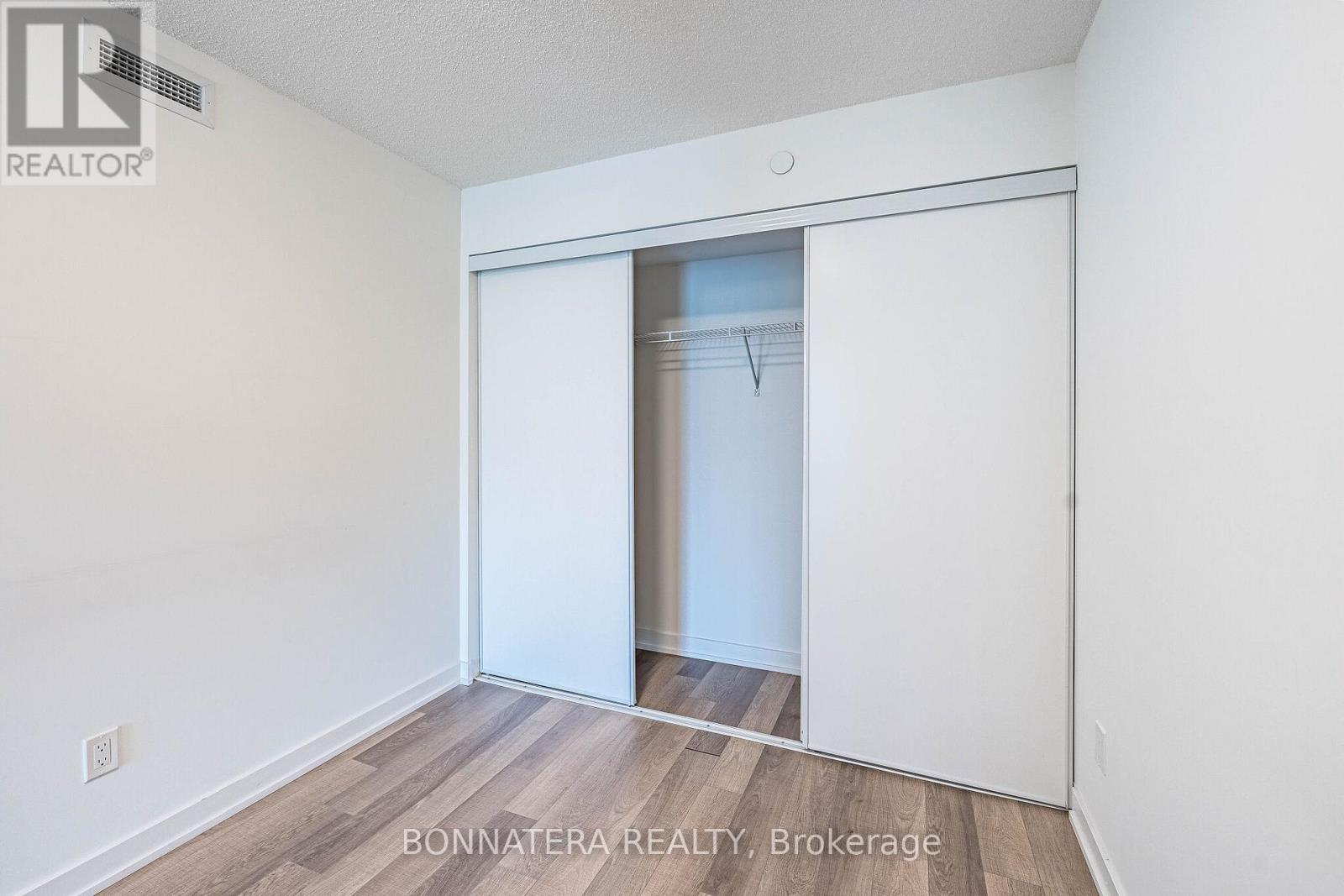 701 - 181 Huron Street, Toronto, Ontario  M5T 2B6 - Photo 19 - C13247496