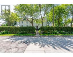 74 ESGORE DRIVE, Toronto, Ontario